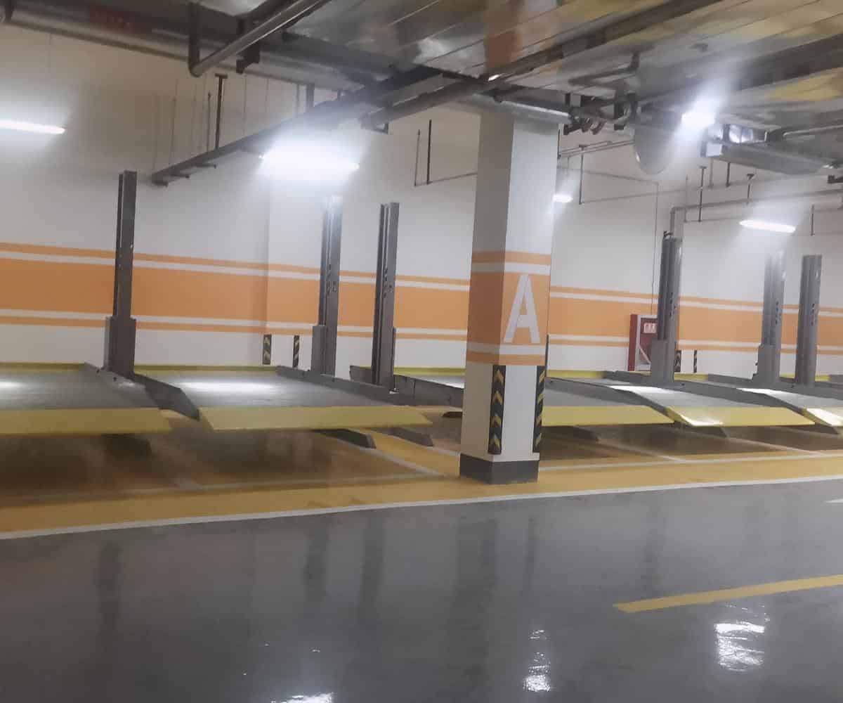 立體車庫(kù)租賃新視角簡(jiǎn)易式停車設(shè)備的立體維保藝術(shù)